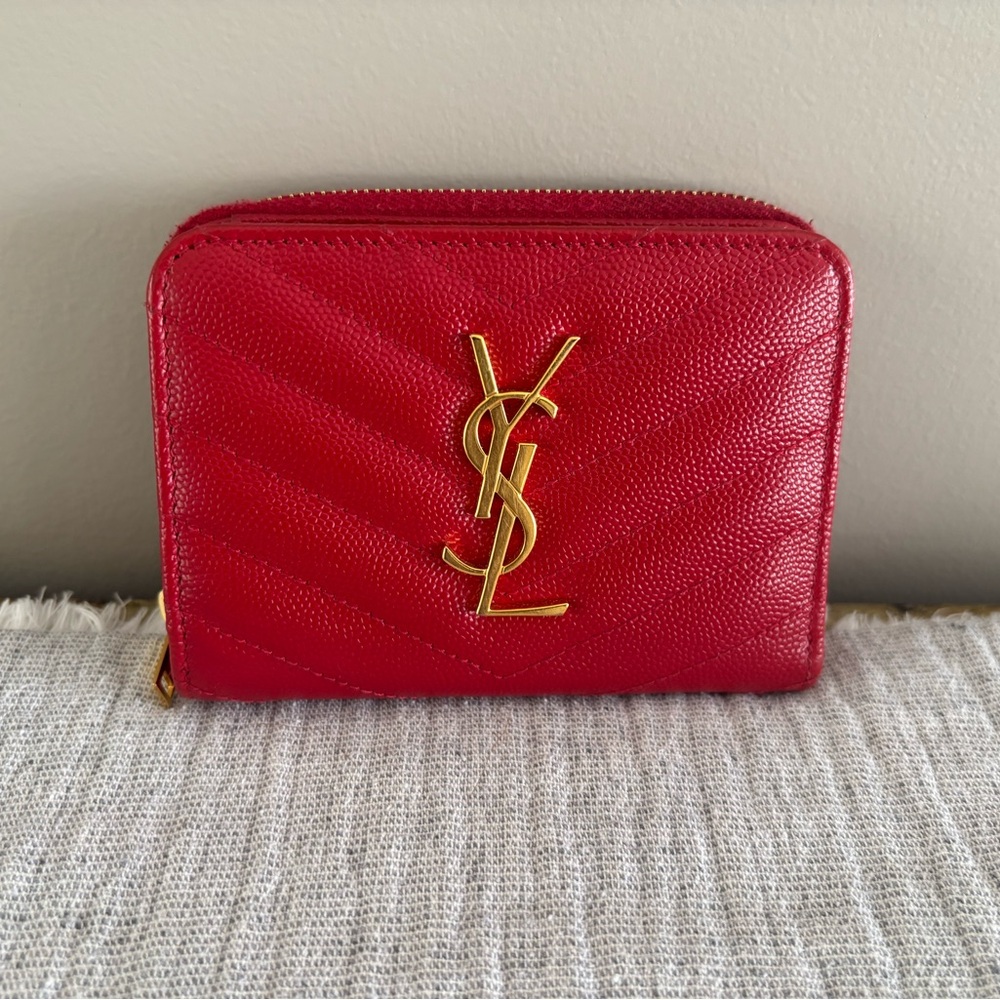 YSL Cassandre Metalassé Compact Zip Around Wallet in Grain De Poudre